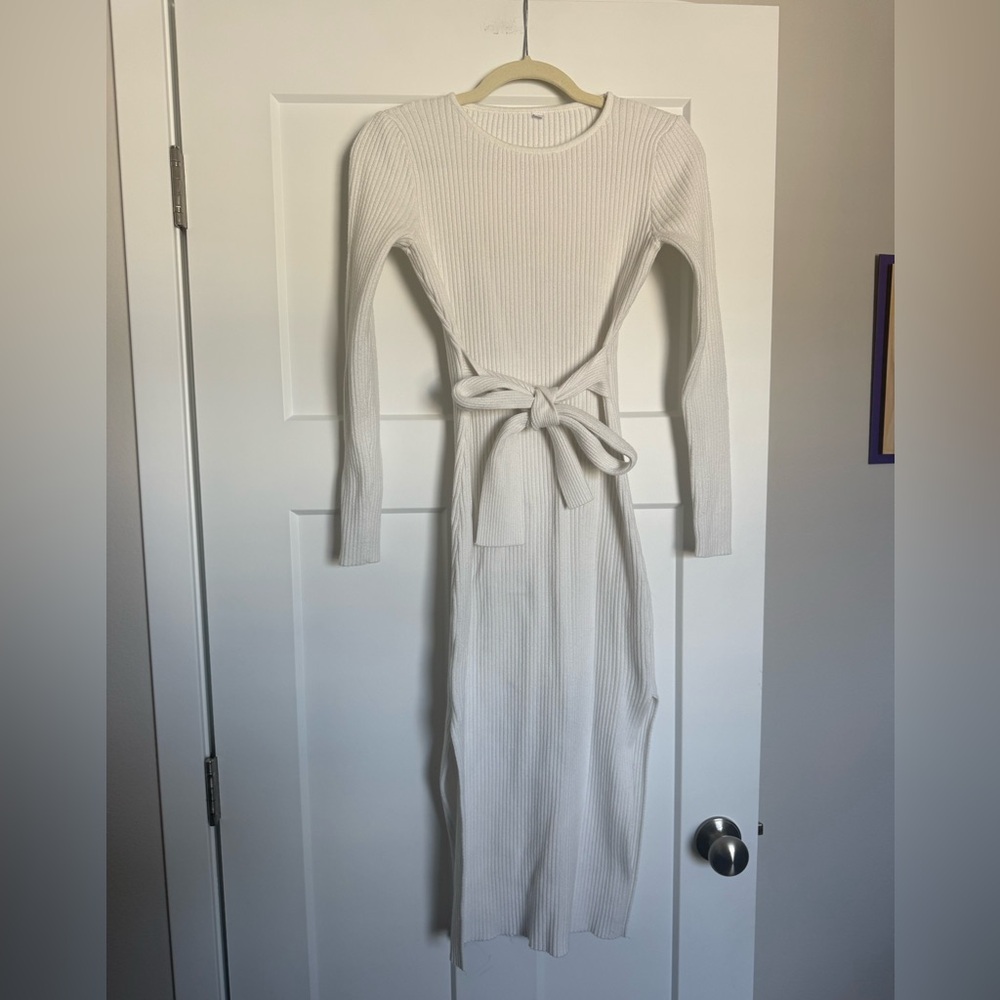 Women's Long Sleeve Ribbed Tie-Waist Dress - White